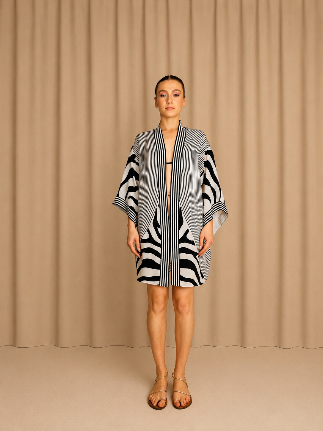 Eva Leon Kimono