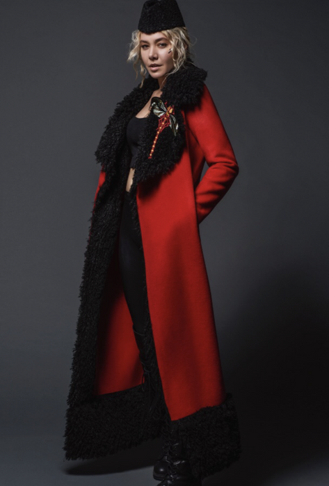 CASHEMERE COAT WITH FAUX FUR